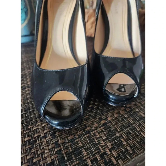 Cole Haan Nike Air Black Chelsea OT Patent Leather Peep Toe Pump - Picture 3 of 9